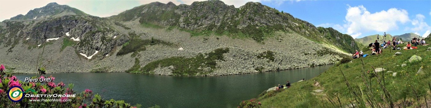 38 Lago di Sopra (2095 m) con Monte Valegino.jpg